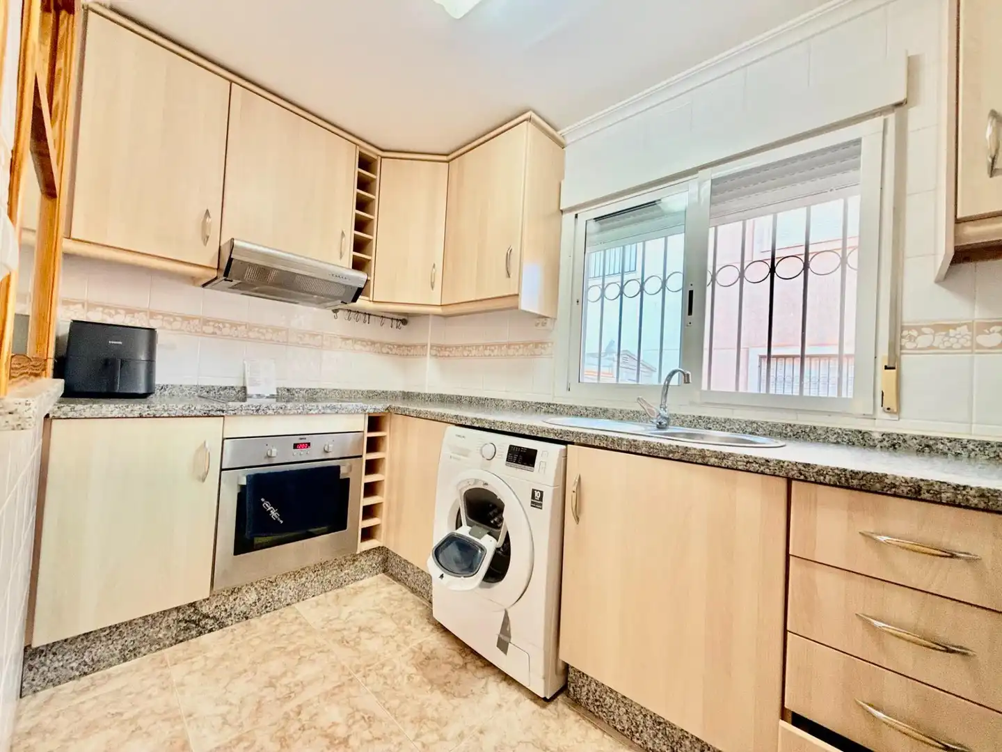 Kitchen of Detached homes for sale in Pilar de la Horadada  with Air Conditioner, Private garden and Terrace