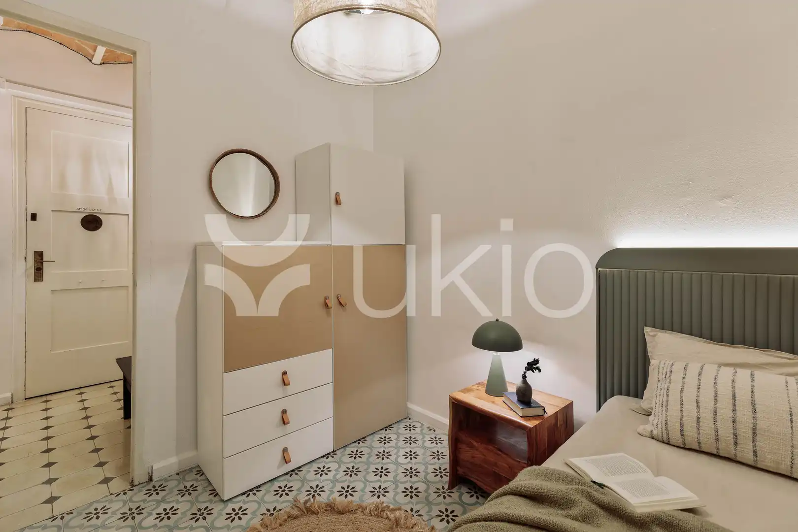 Habitación de Apartamento de alquiler en Barcelona con Aire acondicionado, Calefacción y Amueblado