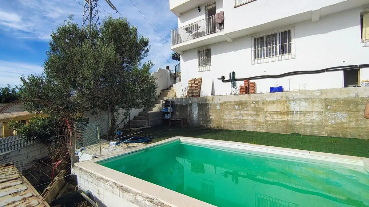 Piscina de Finca rústica en venta en Marbella con Aire acondicionado, Jardín privado y Trastero