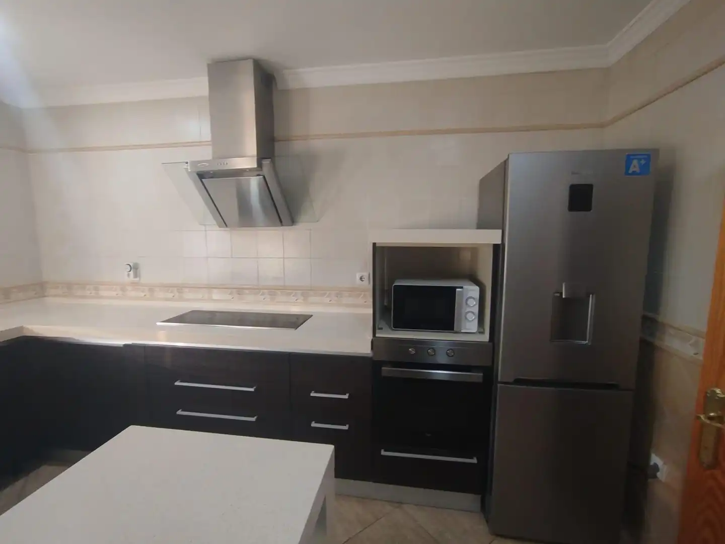 Cuina de Casa o xalet en venda en Chiclana de la Frontera amb Aire condicionat