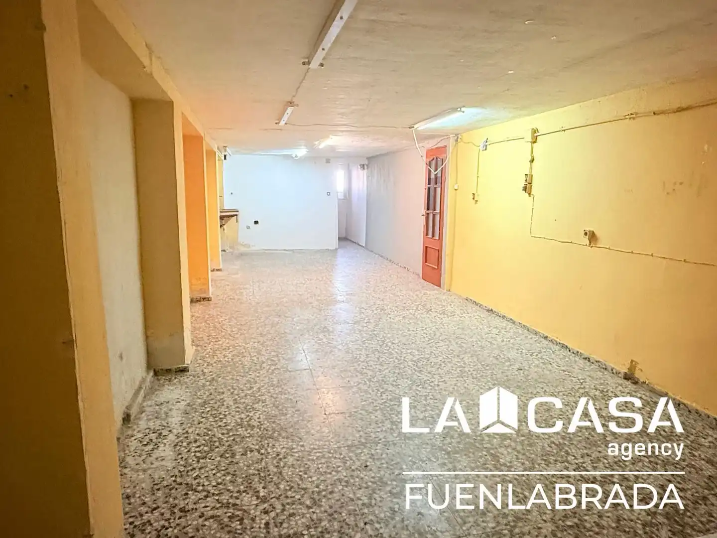 Industrial building for sale in Calle de la Laguna, imagen 52