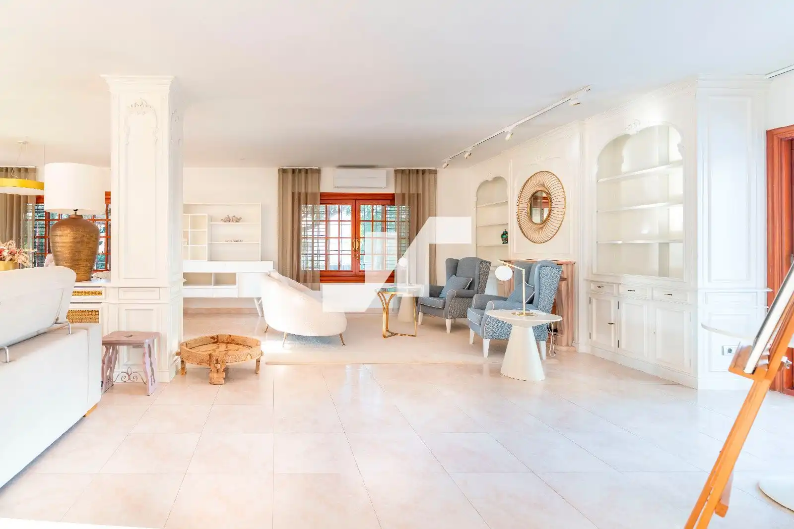 Sala d'estar de Casa o xalet en venda en Benicasim / Benicàssim amb Aire condicionat, Calefacció i Jardí privat