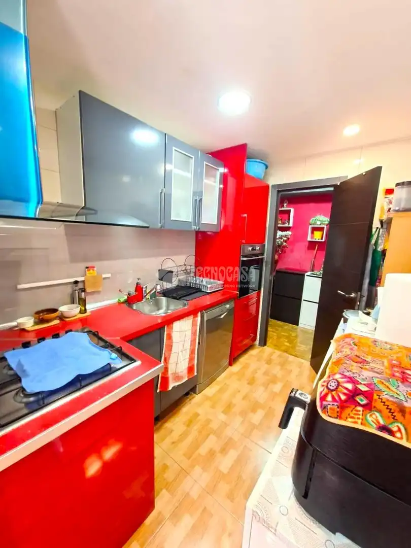 Cocina de Piso en venta en Parla con Calefacción, Terraza y Balcón