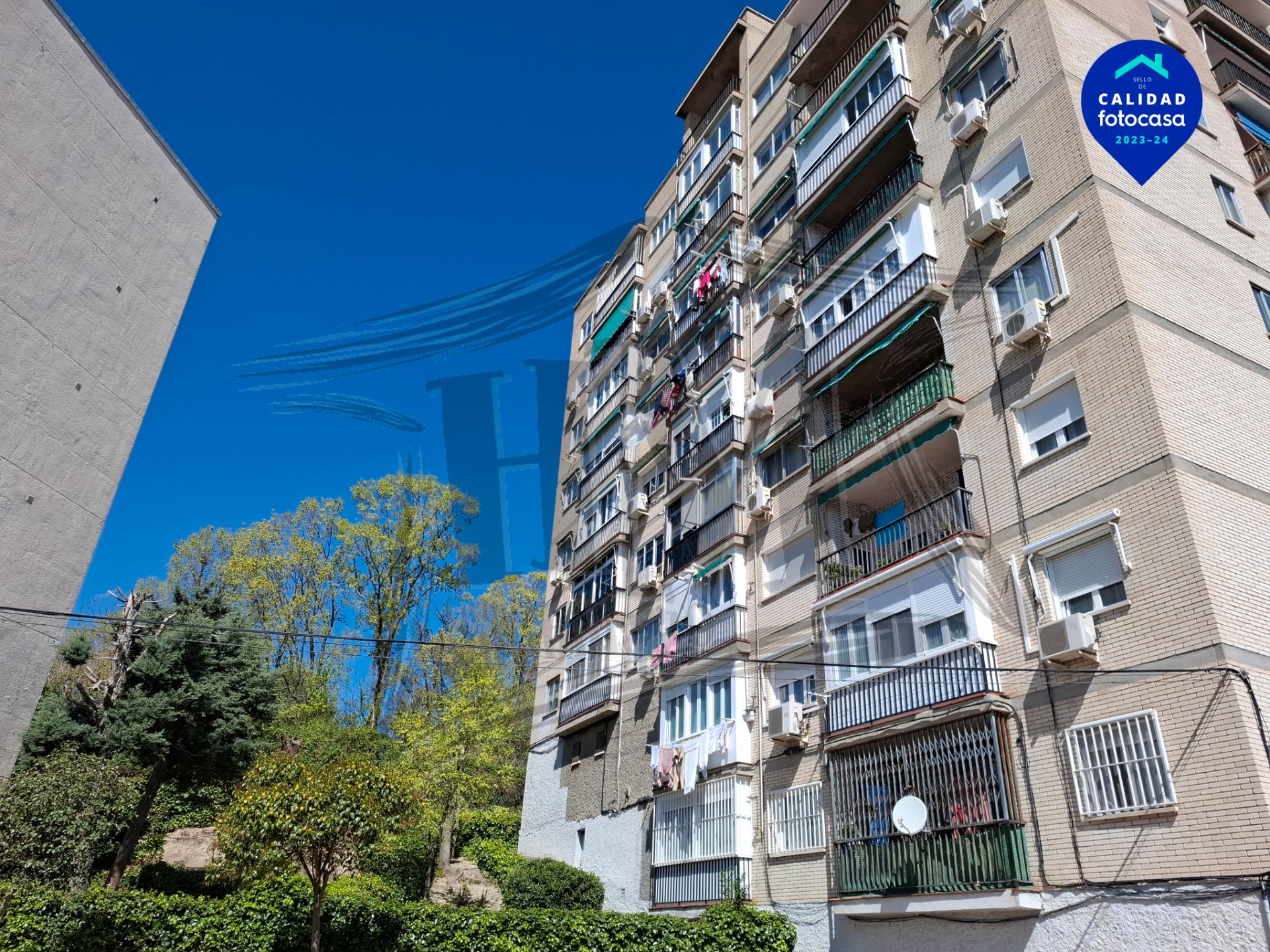 Vista exterior de Pis en venda en Coslada amb Aire condicionat, Calefacció i Parquet