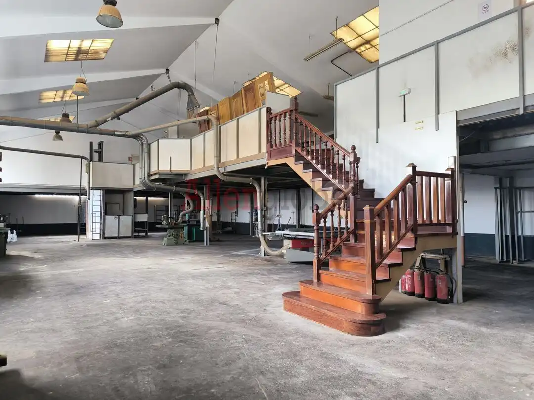 Industrial buildings for rent in Siero