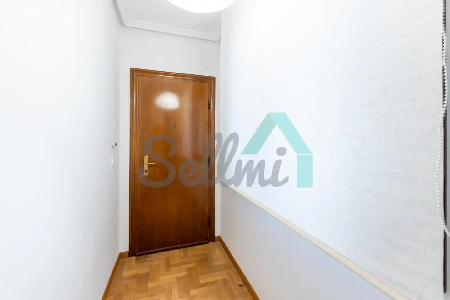 Flat for rent in Gijón   with Heating, Parquet flooring and Furnished