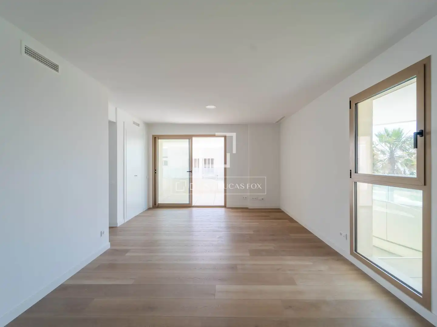 Living room of Flat for sale in El Puig de Santa Maria  with Air Conditioner, Terrace and Storage room