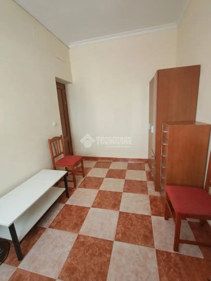 Dormitori de Casa o xalet en venda en Marchena amb Aire condicionat i Terrassa