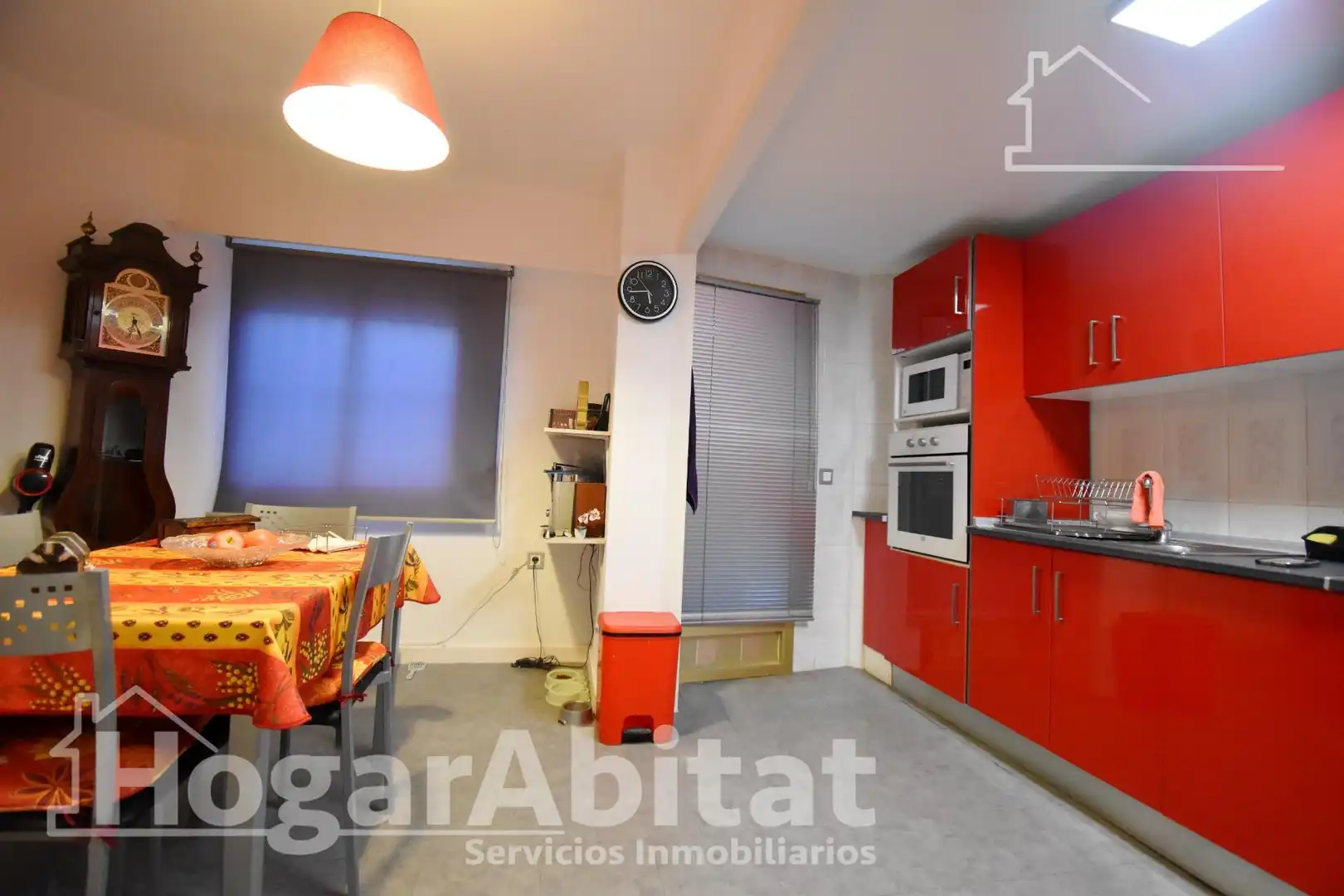 Cuina de Pis en venda en Gandia amb Aire condicionat i Balcó