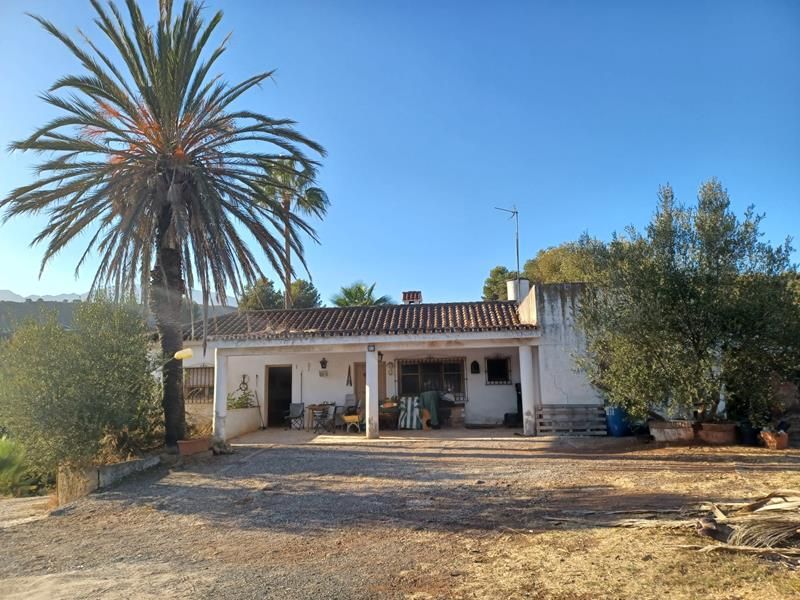 Exterior view of Land for sale in Estepona