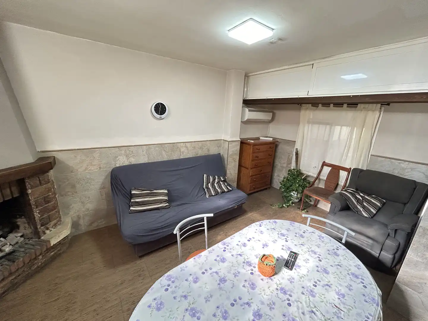 Sala d'estar de Casa adosada en venda en Almería amb Aire condicionat, Calefacció i Terrassa