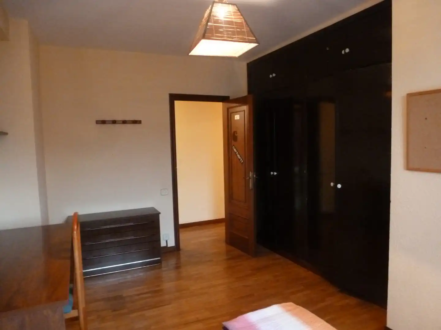 Habitación de Piso de alquiler en Barañáin / Barañain con Calefacción, Parquet y Amueblado