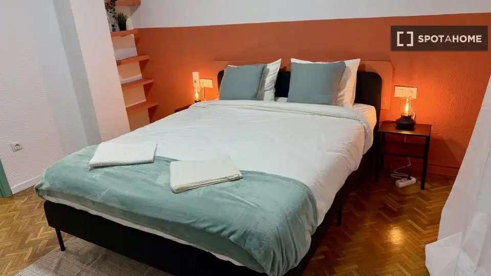 Flat for rent in Favara