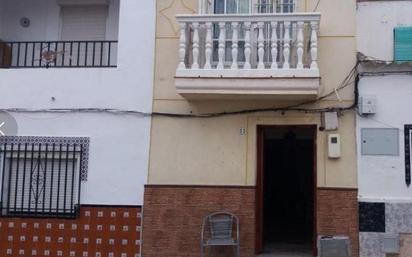 Exterior view of House or chalet for sale in Guillena  with Terrace