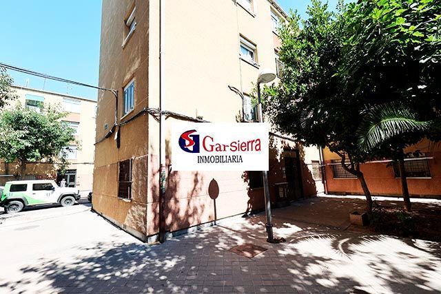 Exterior view of Flat for sale in  Madrid Capital  with Heating
