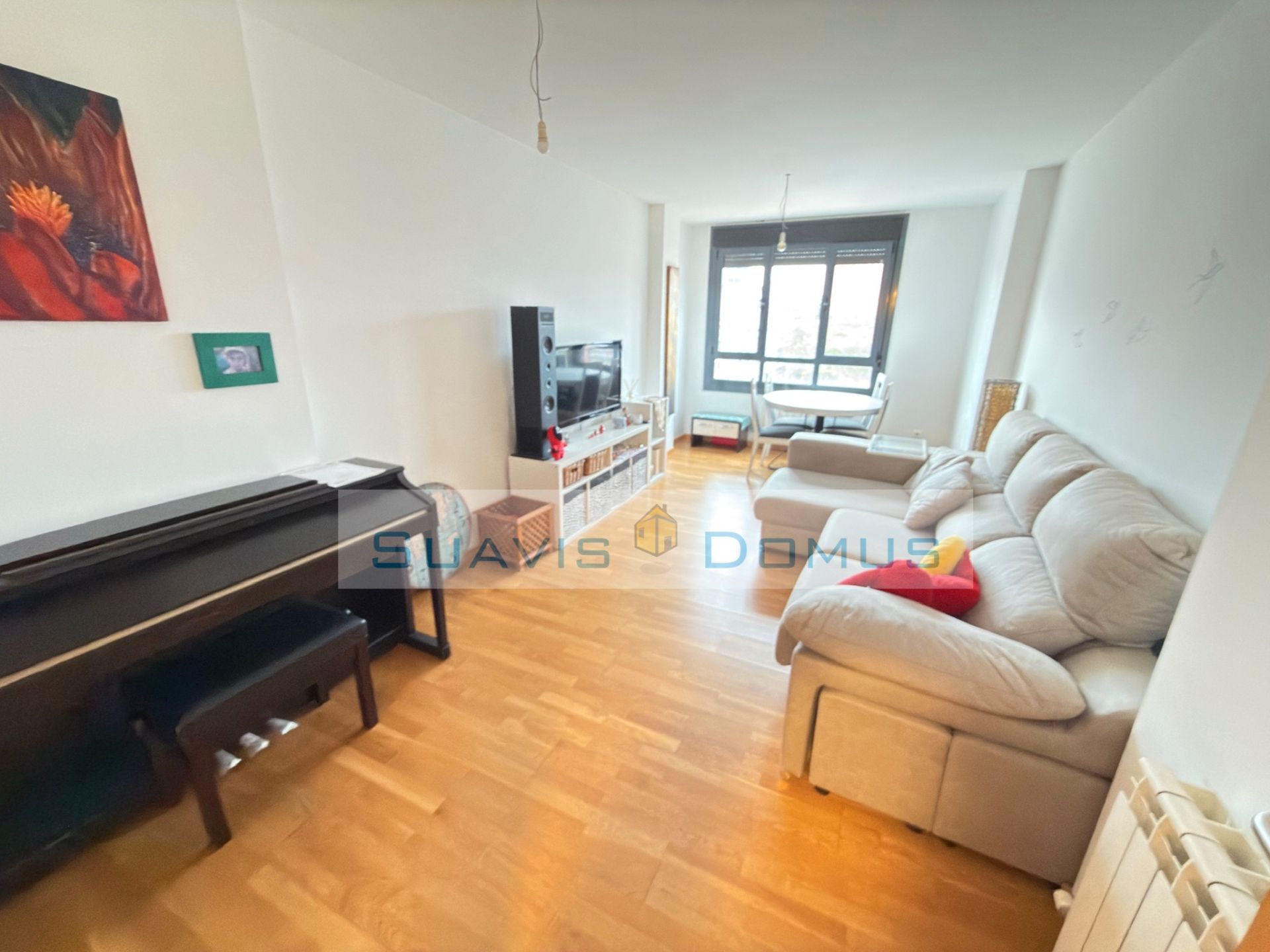 Living room of Flat for sale in Zamora Capital   with Heating, Parquet flooring and Storage room