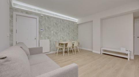 Foto 3 de Piso de alquiler en Logroño - Avda de la Paz, San Millán - Ayuntamiento, Logroño