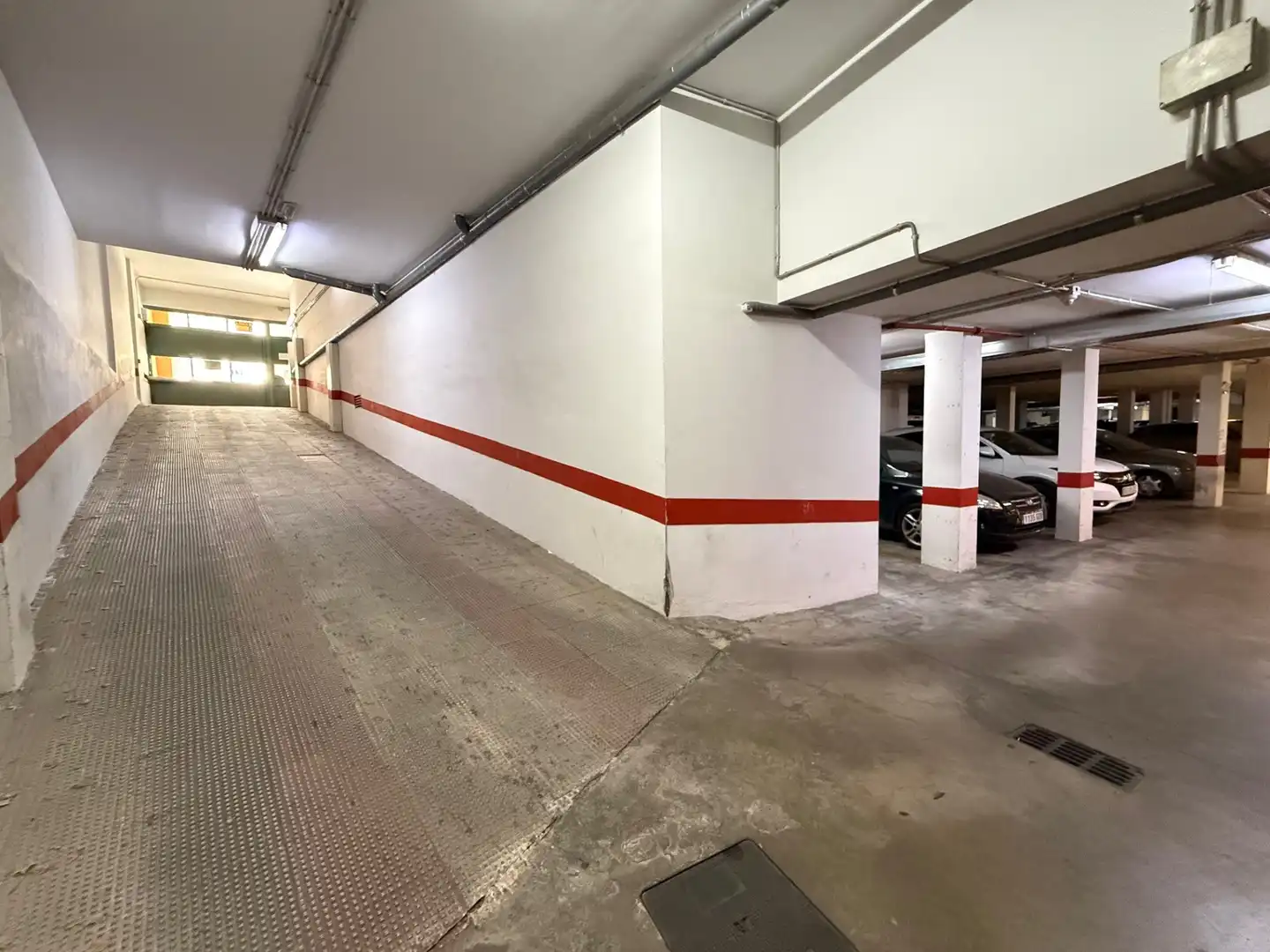 Parkplatz von Garage zum Verkauf in Ogíjares