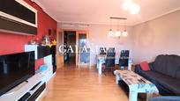 Living room of Flat for sale in Parla  with Air Conditioner, Heating and Terrace