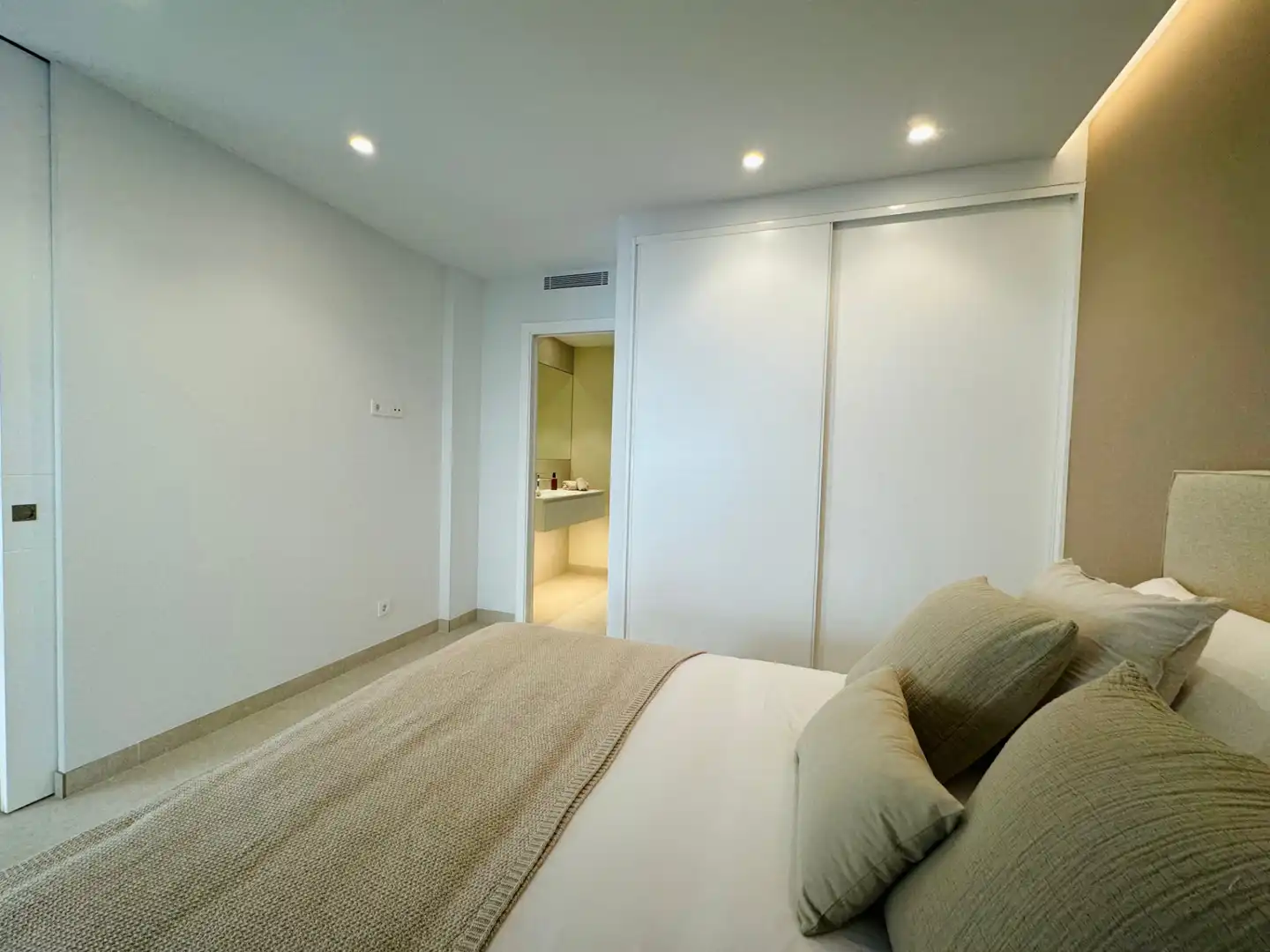 Habitación de Piso en venta en Palamós con Aire acondicionado, Calefacción y Terraza