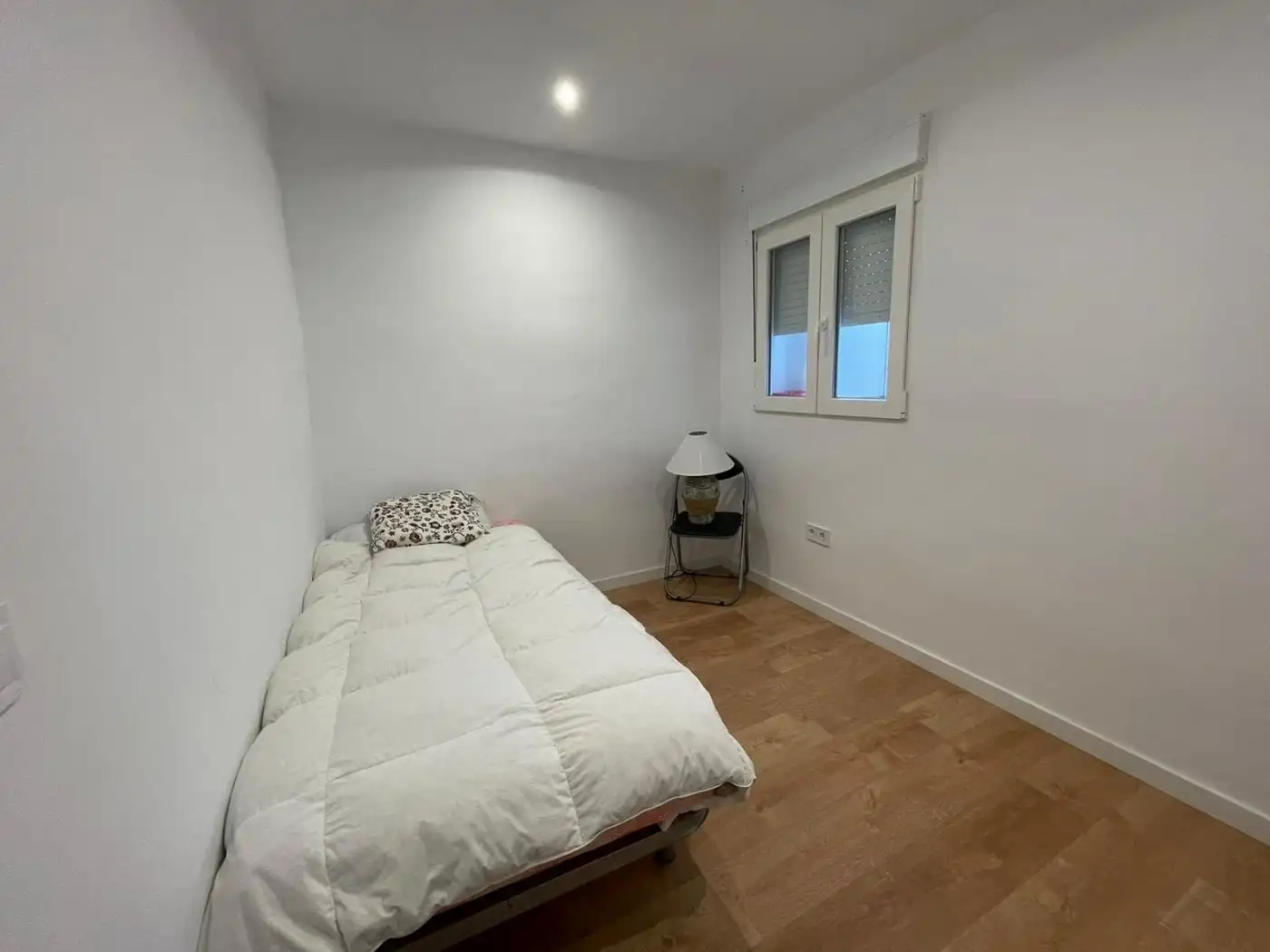 Dormitori de Pis de lloguer en Mislata amb Aire condicionat, Calefacció i Parquet