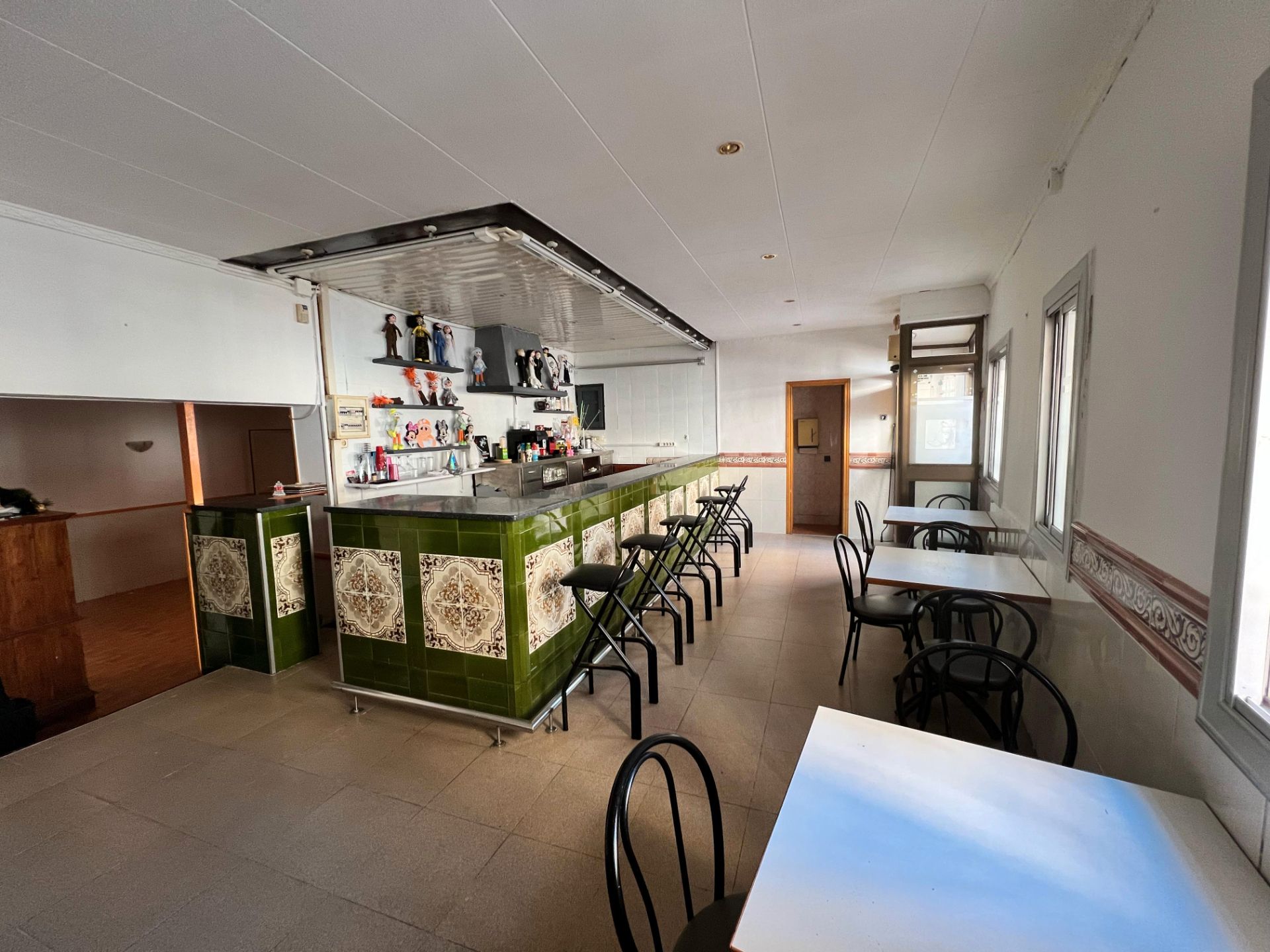 Local en venta en Sant Boi de Llobregat con Amueblado