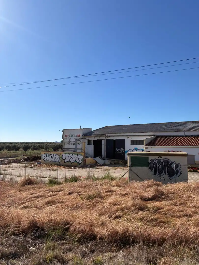 Vista exterior de Nave industrial en venta en Guadamur