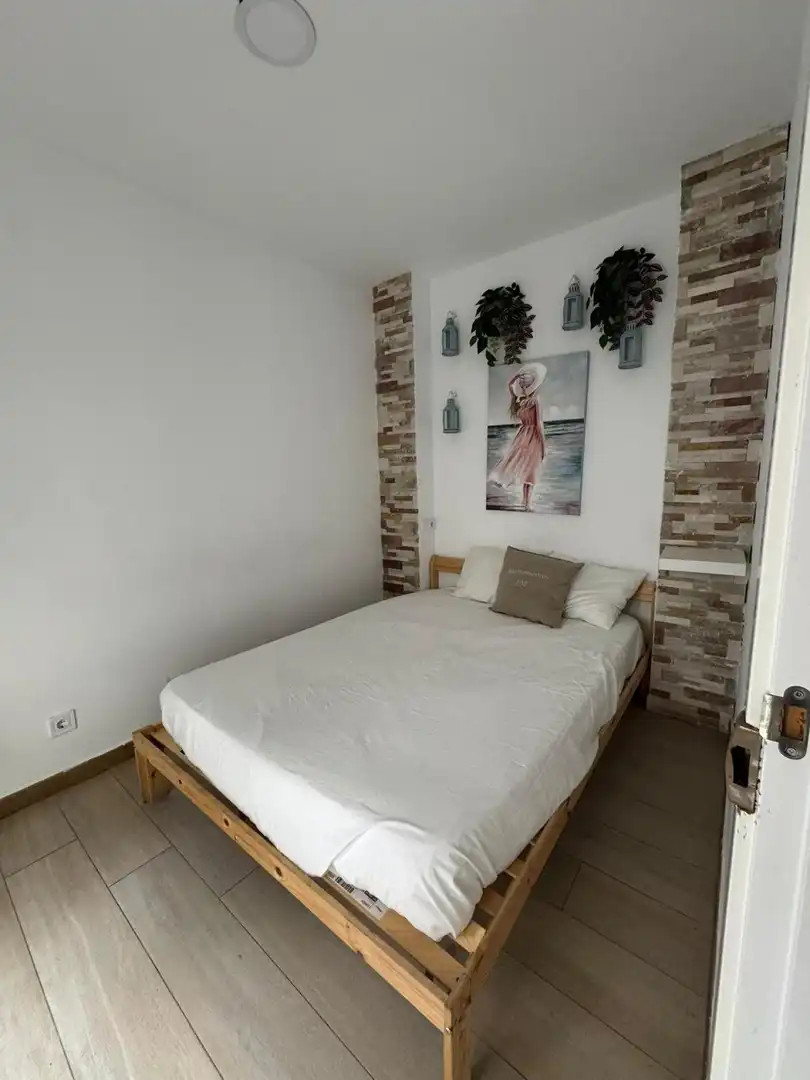 Habitación de Edificio en venta en Benidorm