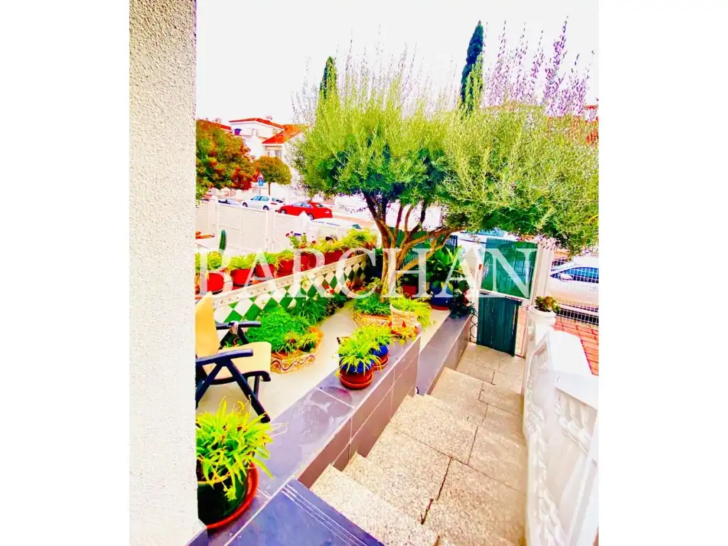 Jardí de Casa adosada en venda en Villaviciosa de Odón amb Aire condicionat, Terrassa i Balcó