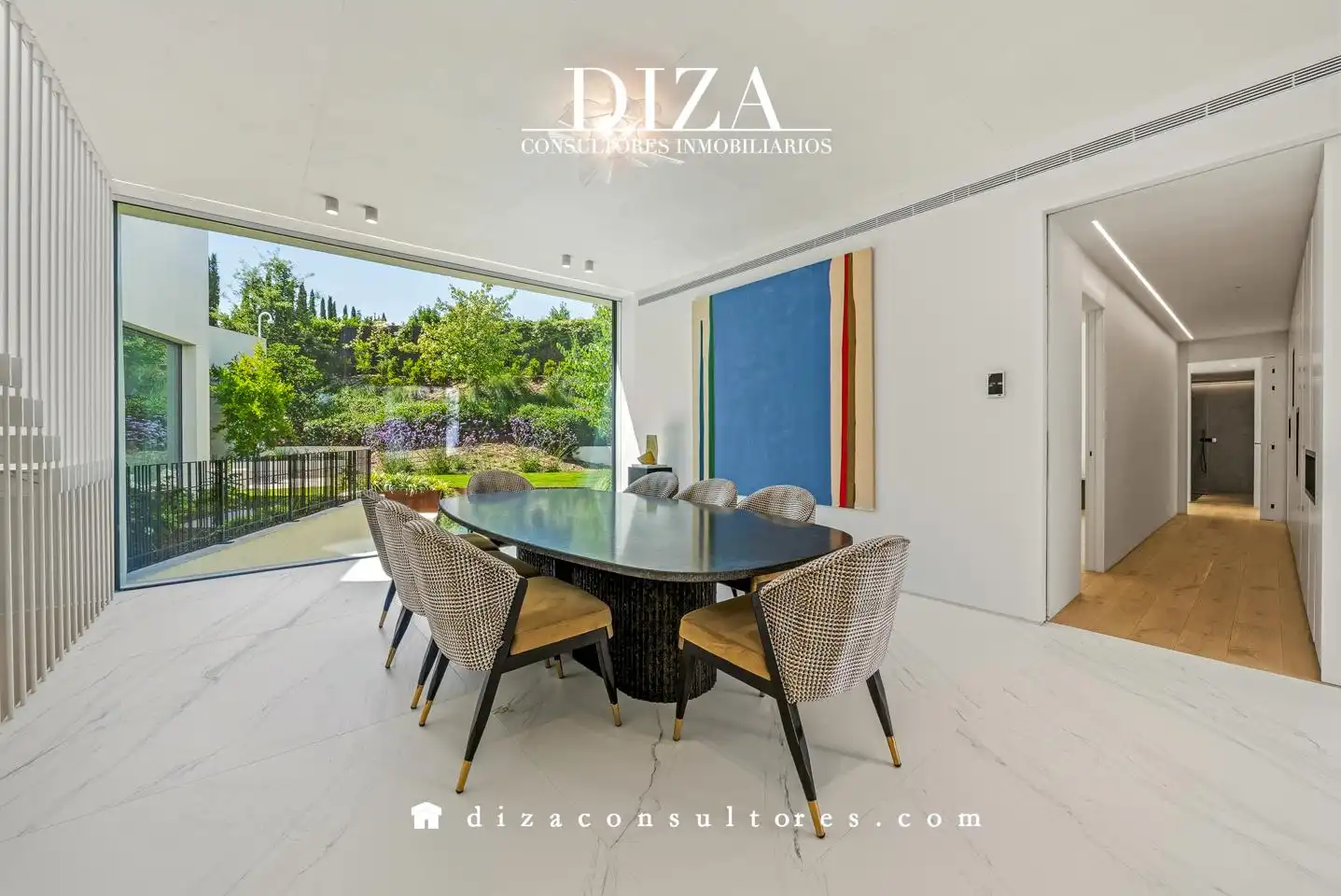 Comedor de Casa o chalet en venta en Pozuelo de Alarcón con Aire acondicionado, Calefacción y Jardín privado
