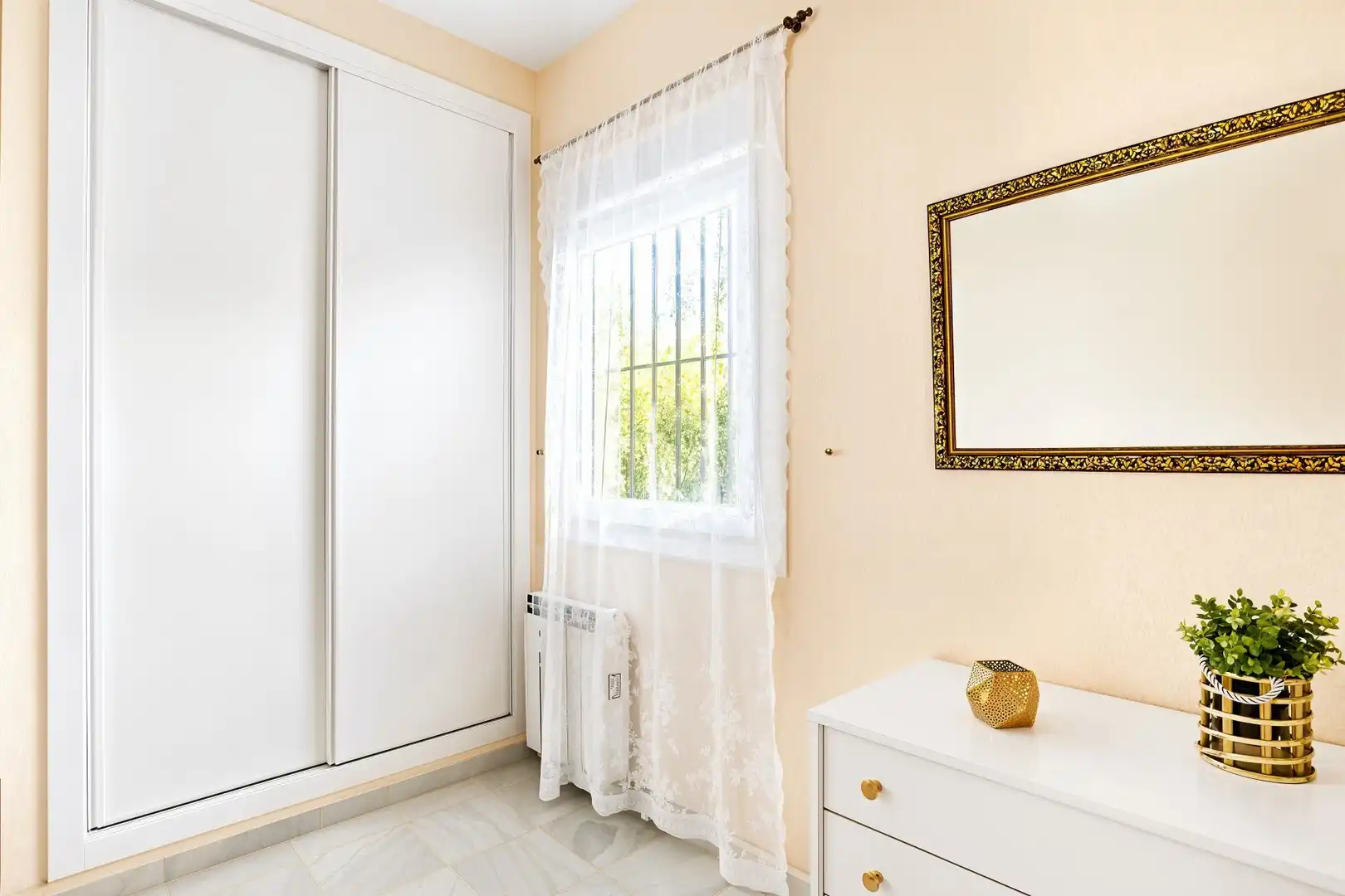 Bedroom of Houses for sale in Chiclana de la Frontera  with Heating, Private garden and Terrace