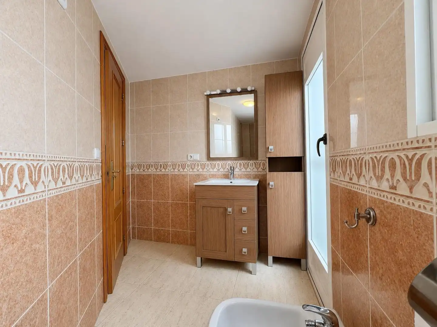 Badezimmer von Wohnung zur Miete in L'Alfàs del Pi mit Klimaanlage
