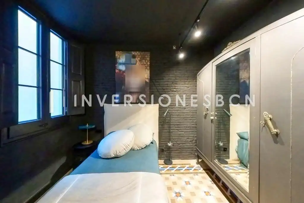 Flat for rent in Calle TRAFALGAR, Sant Pere, Sta. Caterina i la Ribera