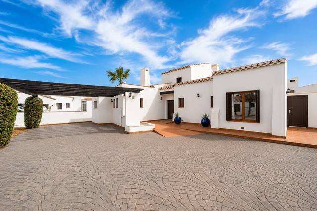 Casa-chalet en Venta en La Torre Golf