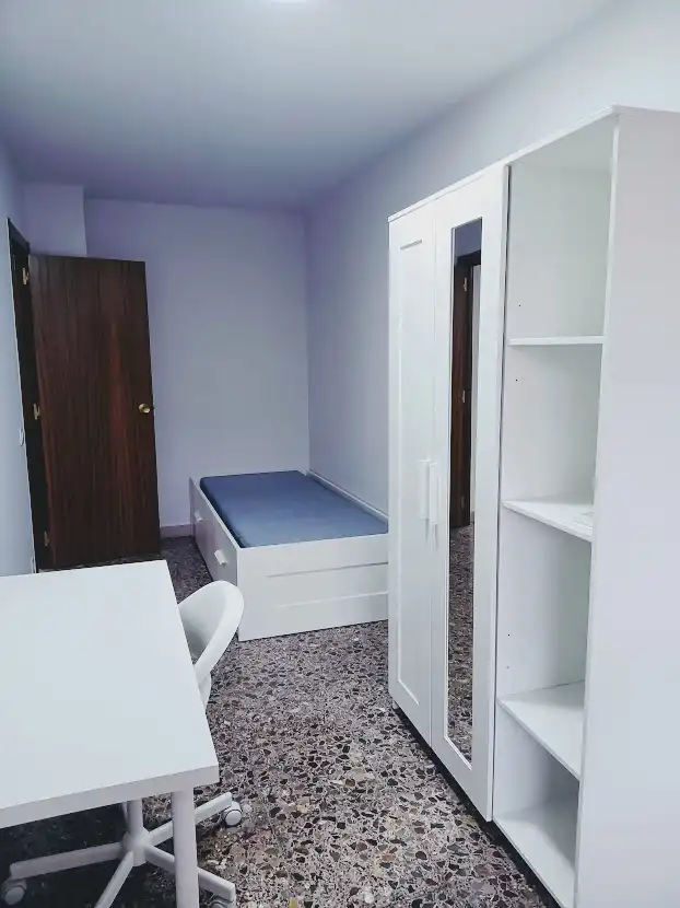 Schlafzimmer von Wohnung zur Miete in Lleida mit Klimaanlage, Heizung und Möbliert