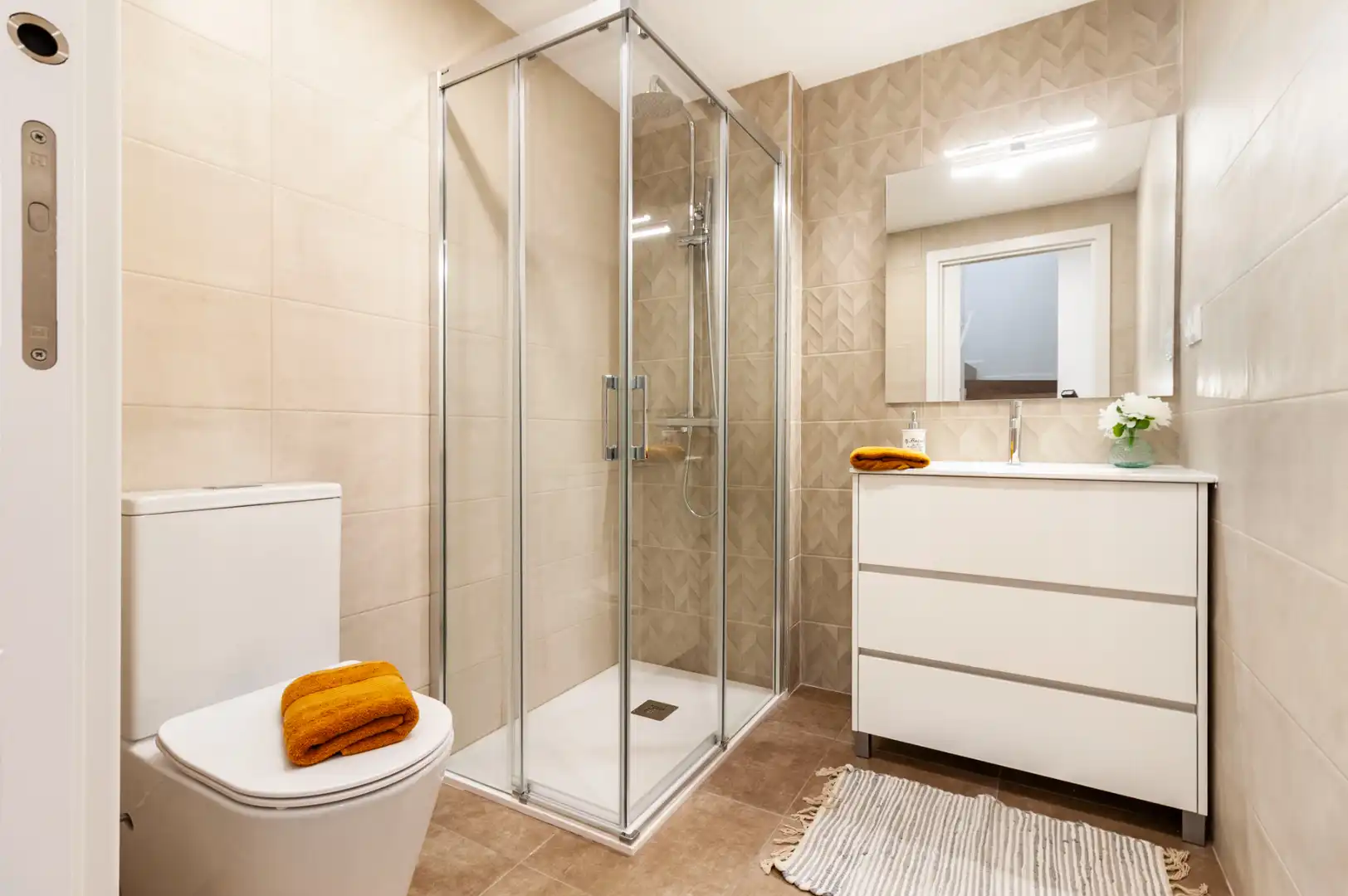Baño de Dúplex en venta en Terrassa con Aire acondicionado, Calefacción y Parquet