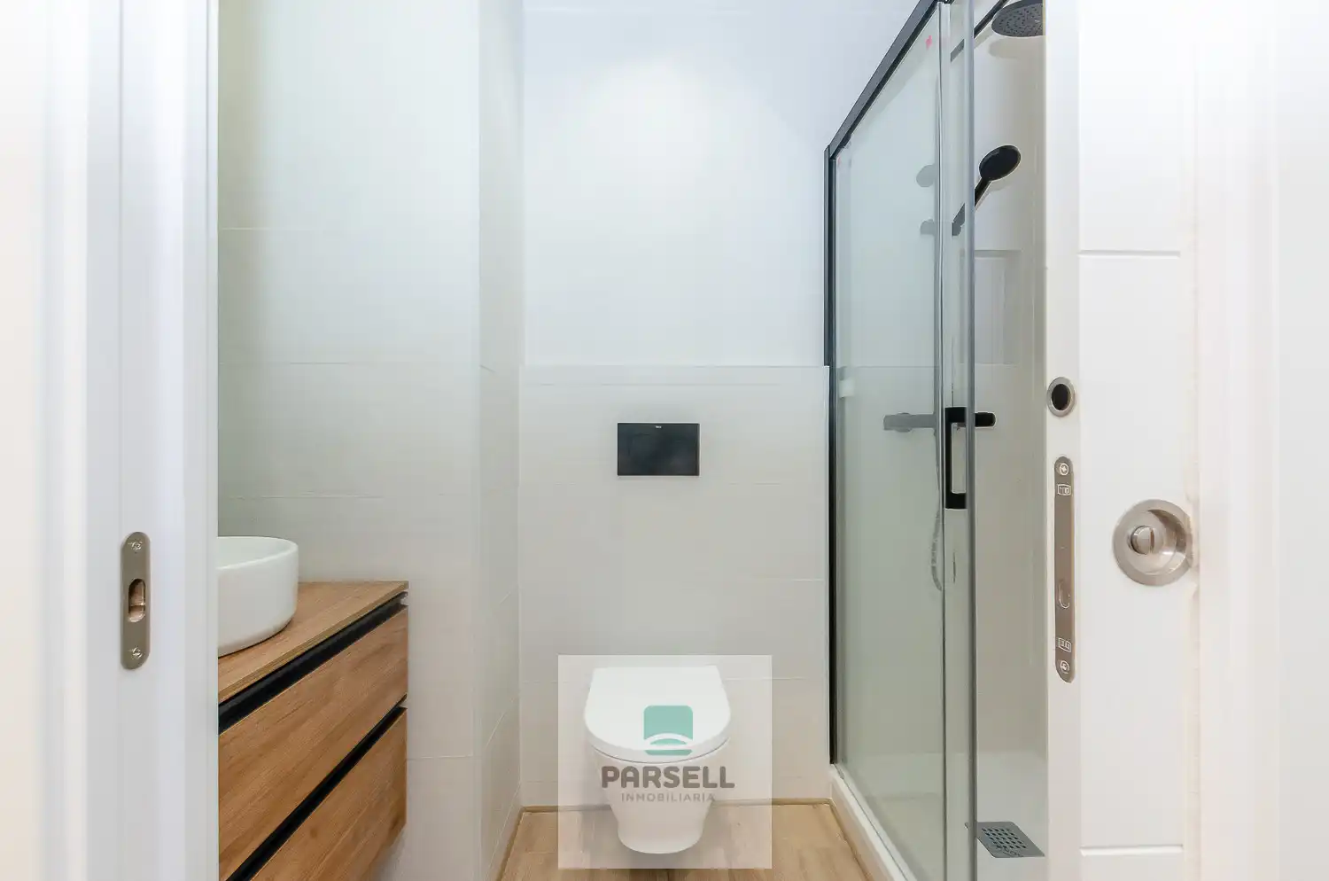 Baño de Piso en venta en Barcelona con Aire acondicionado, Calefacción y Parquet