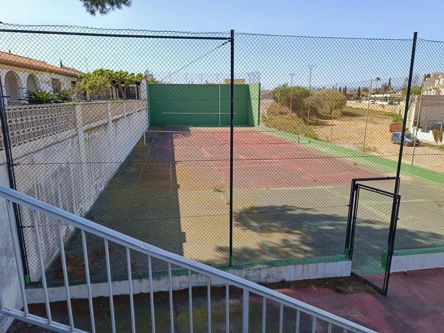 Vista exterior de Casa o chalet en venta en Vinaròs con Jardín privado, Terraza y Piscina