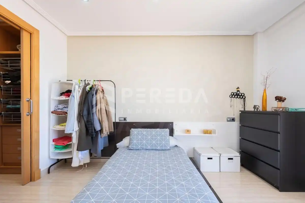 Habitación de Casa o chalet en venta en Roquetas de Mar con Aire acondicionado, Jardín privado y Piscina
