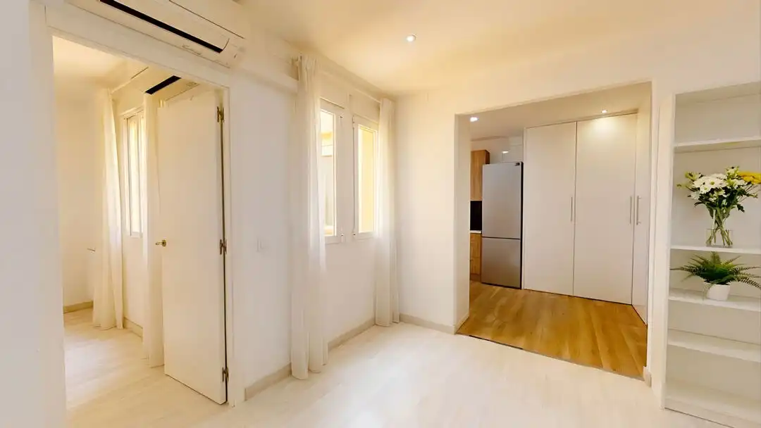 Bedroom of Flat for sale in Madrid  with Air Conditioner, Heating and Furnished