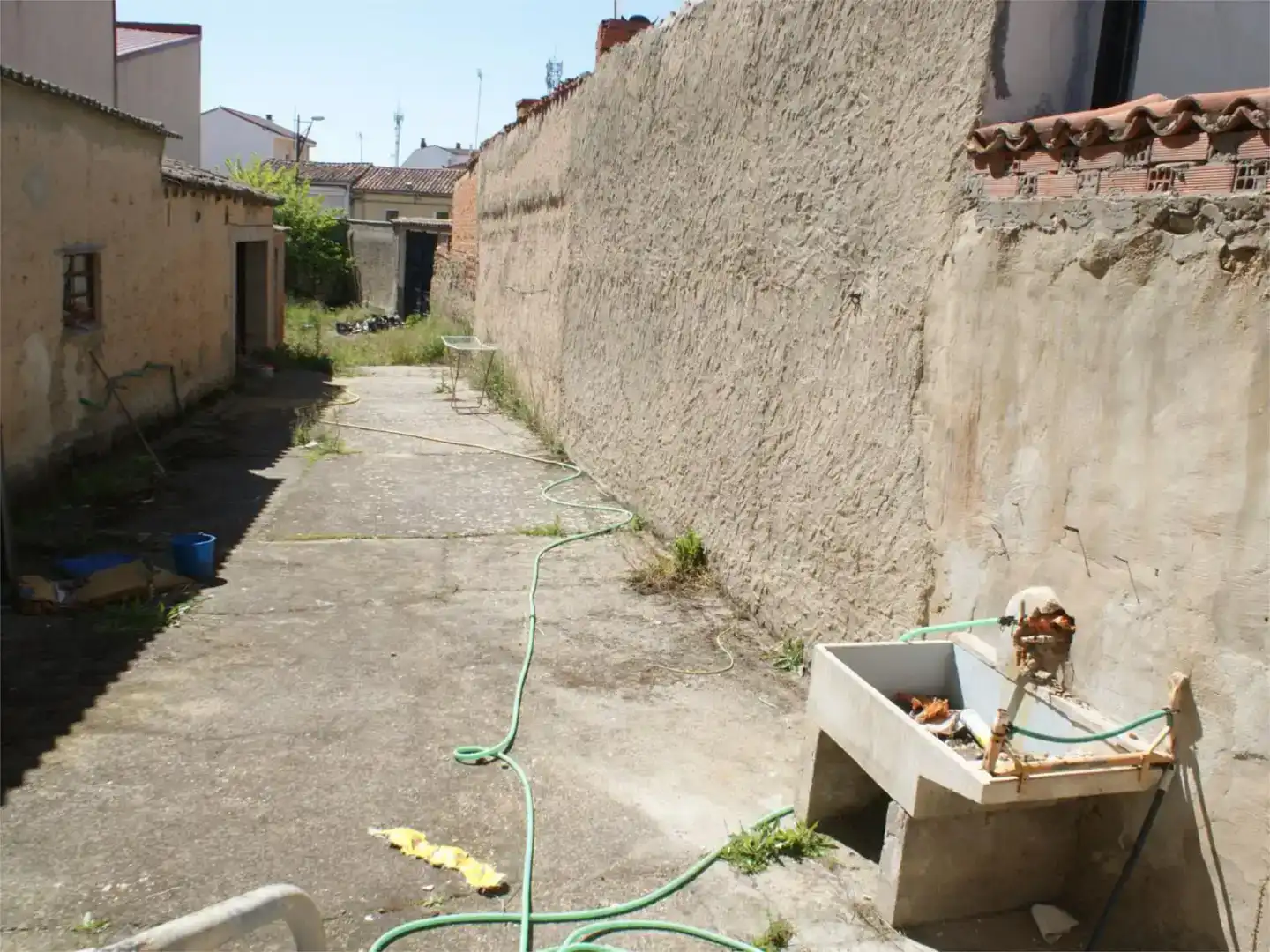 Außenansicht von Residential zum Verkauf in Zamora Capital 