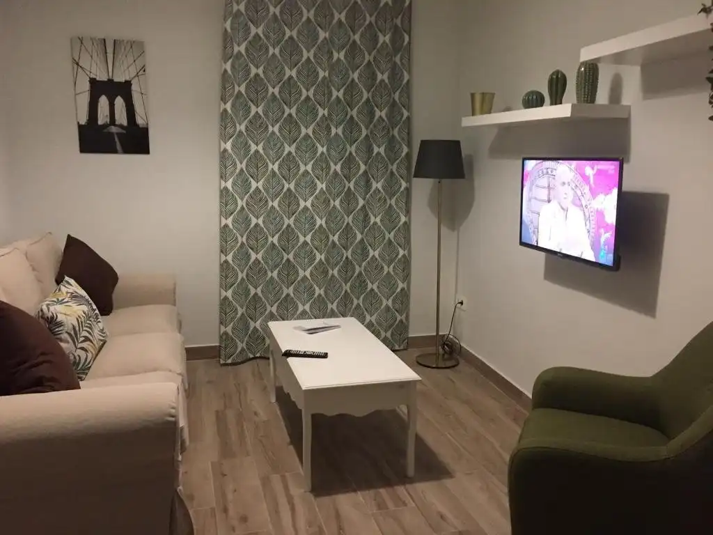 Wohnzimmer von Wohnung zur Miete in Granada mit Möbliert