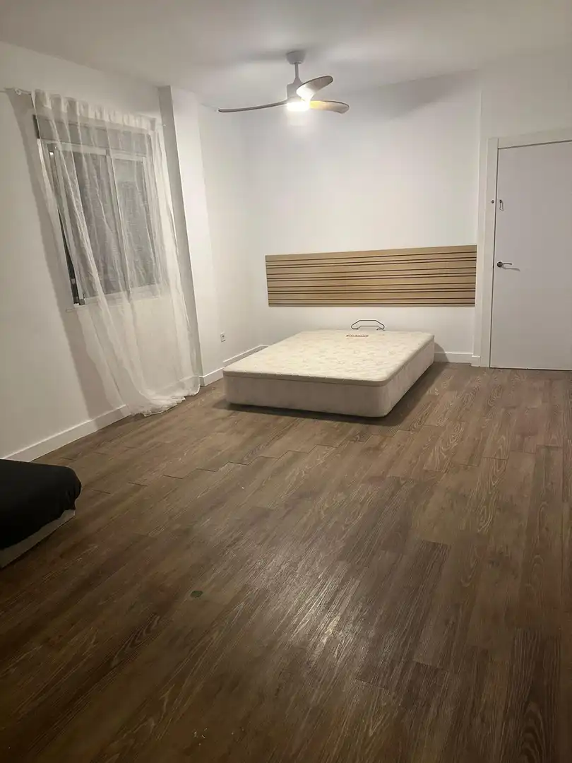 Habitación de Piso de alquiler en Sevilla con Aire acondicionado y Terraza