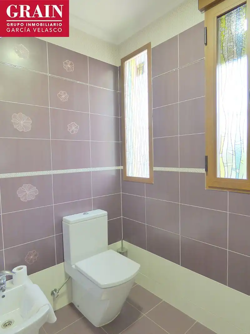 Baño de Casa o chalet en venta en Albacete con Aire acondicionado, Calefacción y Jardín privado