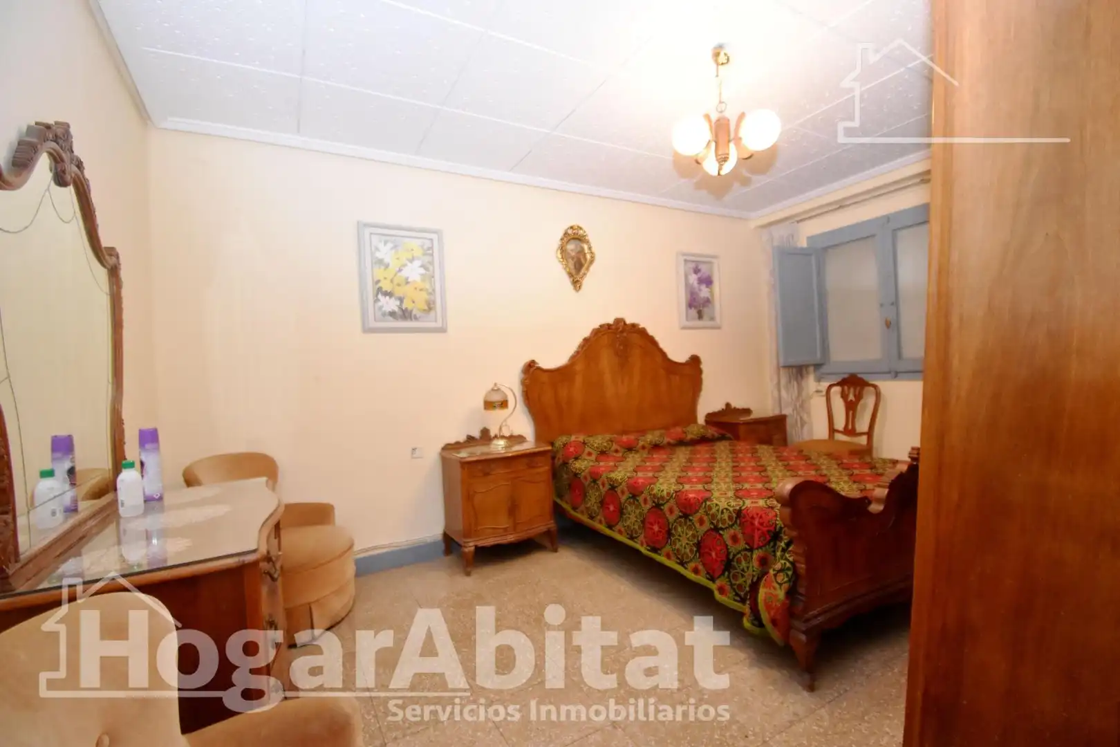 Habitación de Piso en venta en Valencia con Aire acondicionado, Terraza y Trastero