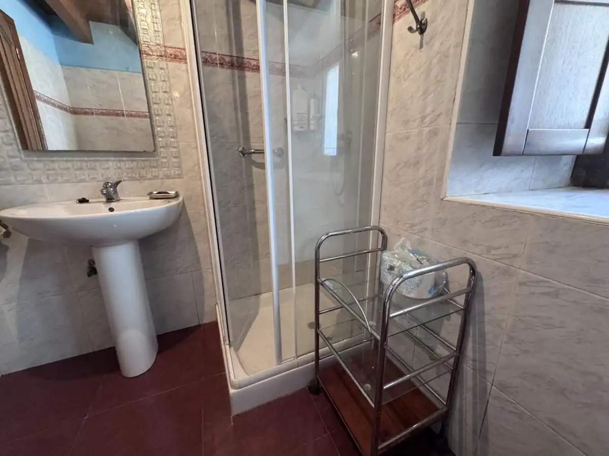 Baño de Casa adosada en venta en Llanes con Calefacción, Jardín privado y Terraza