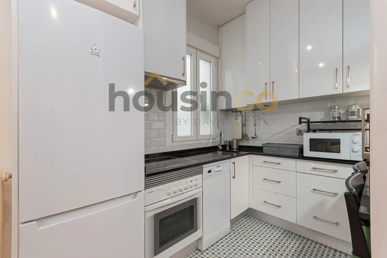 Kitchen of Flat for rent in Chamberí