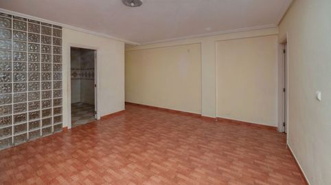 Foto 4 de Piso en venta en C/ Maldonado, El Acequión, Torrevieja