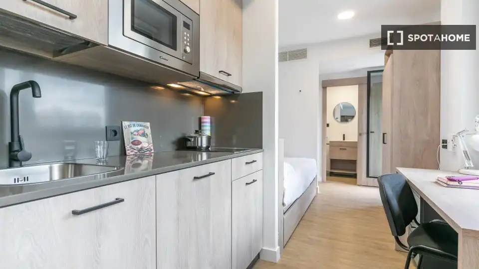 Habitació a Almenara -Ventilla