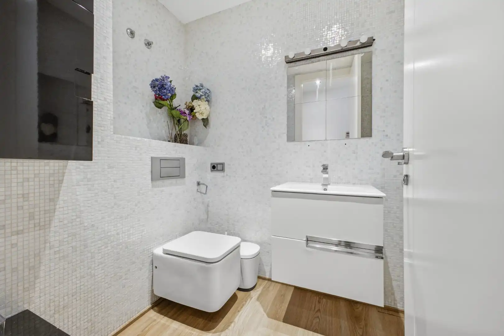 Bathroom of Houses for sale in Aldaia, Valencia